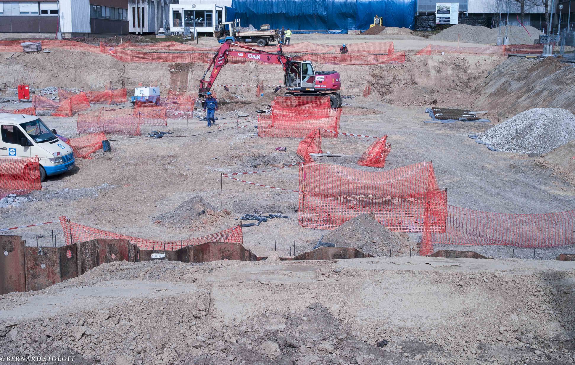 PHOTOGRAPHIER HÔPITAL DE HAUTEPIERRE À STRASBOURG, CHANTIER DU PARKNG