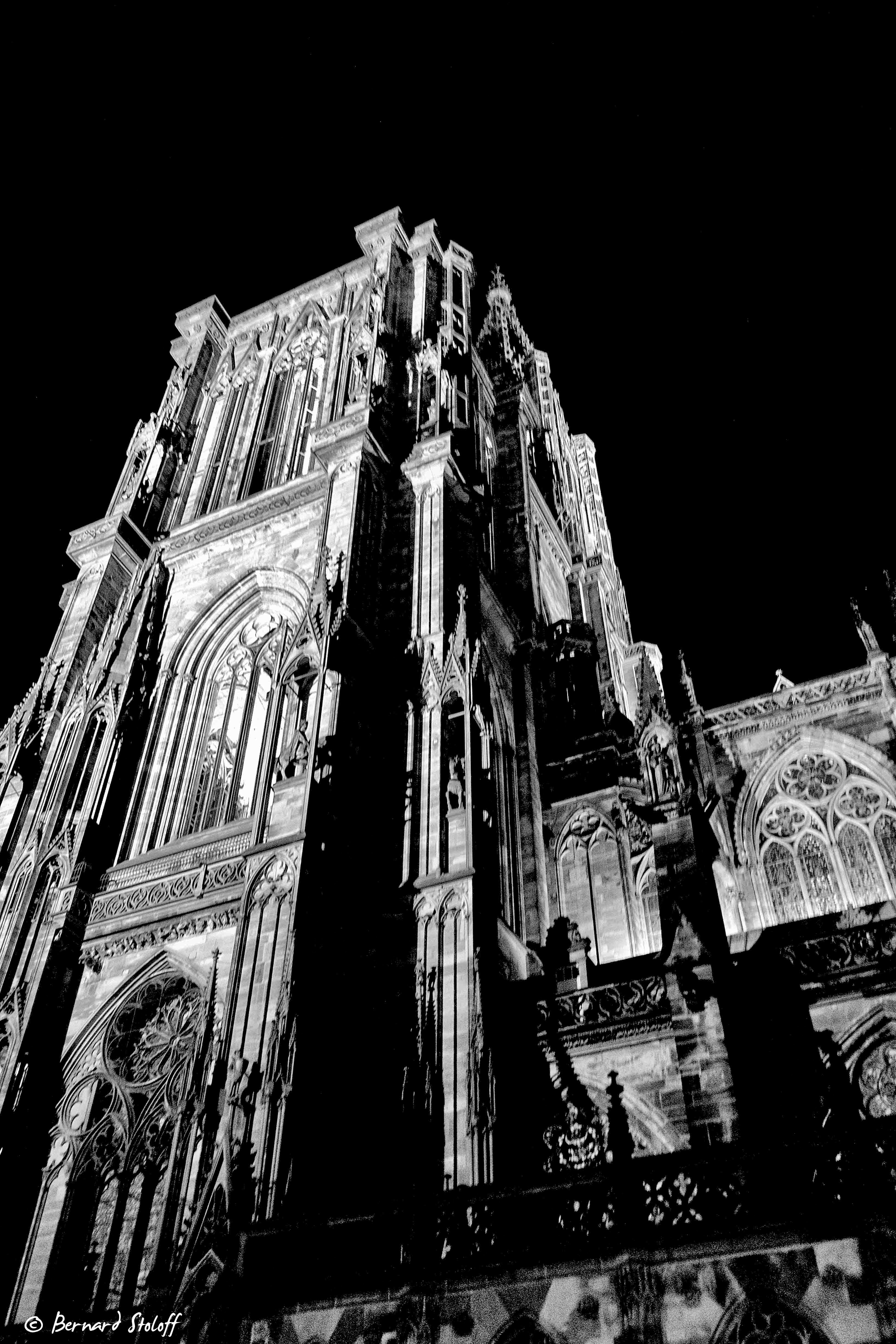 CATHÉDRALE DE STRASBOURG-MILLENAIRE-ANGLES